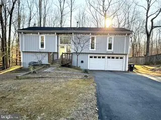 7209 Danny Ln, MANASSAS, VA 20112