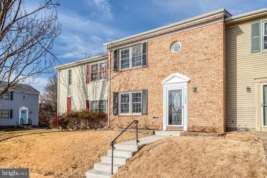 12320 Woodlawn Ct, Woodbridge, VA 22192 - Image #2