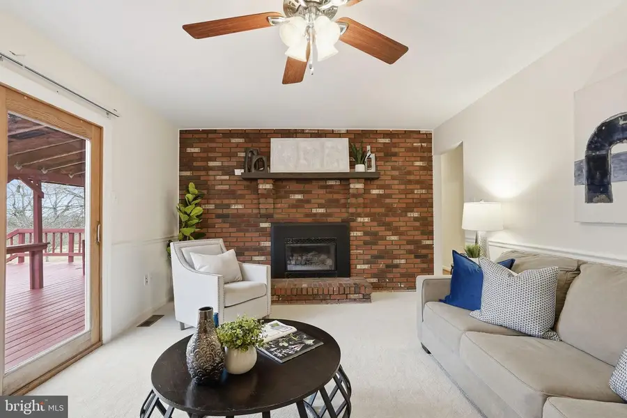 15020 Rolling Ridge Rd, Haymarket, VA 20169 - Image #2