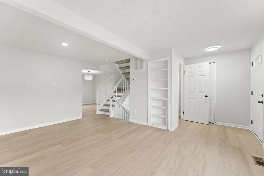 14743 Winding Loop, Woodbridge, VA 22191 - Image #3