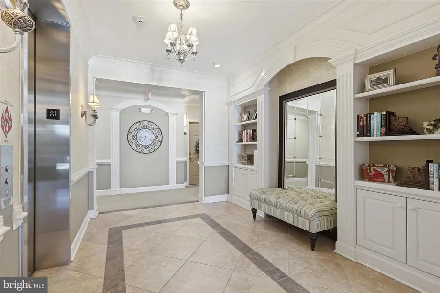 7055 Heritage Hunt Dr #311, Gainesville, VA 20155 - Image #2