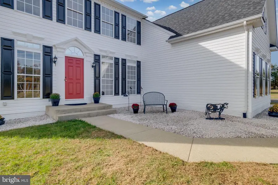 12870 Edwin Dr, Nokesville, VA 20181 - Image #2
