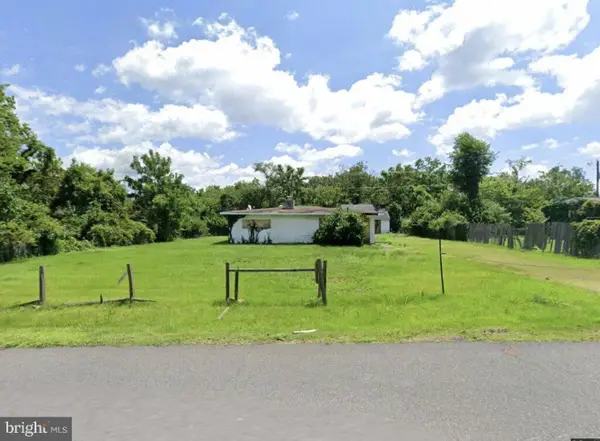 8417 Barrett Dr, MANASSAS, VA 20109