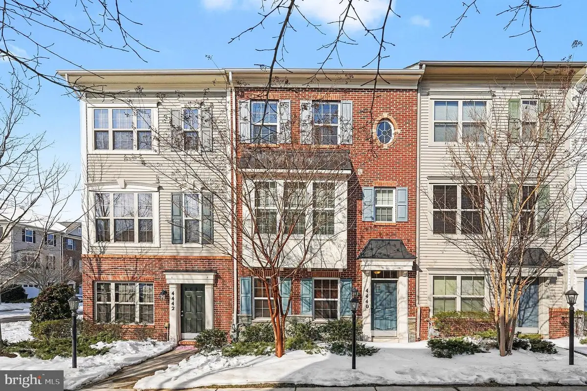 4440 Potomac Highlands Cir, Triangle, VA 22172 - Image #1