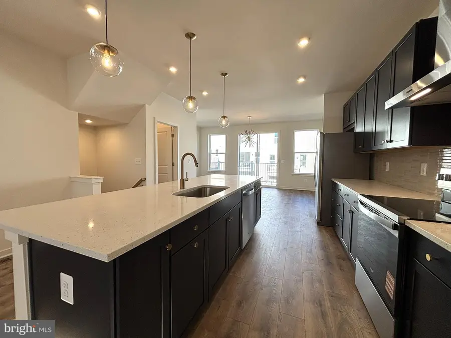 17956 Alicia Ave, Dumfries, VA 22026 - Image #3