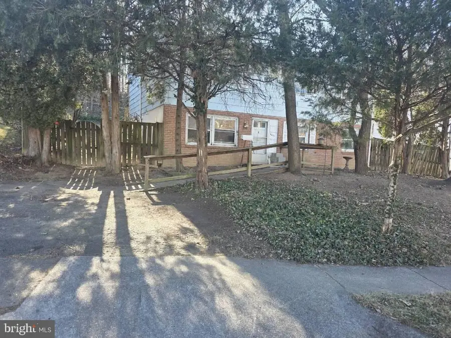 4233 Hoffman Dr, Woodbridge, VA 22193 - Image #2