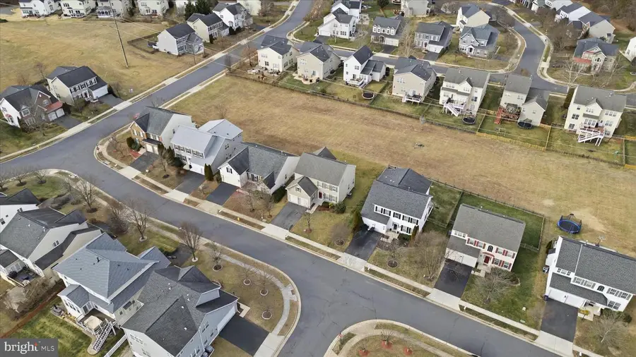 8832 Yellowthroat Ct, Gainesville, VA 20155 - Image #3