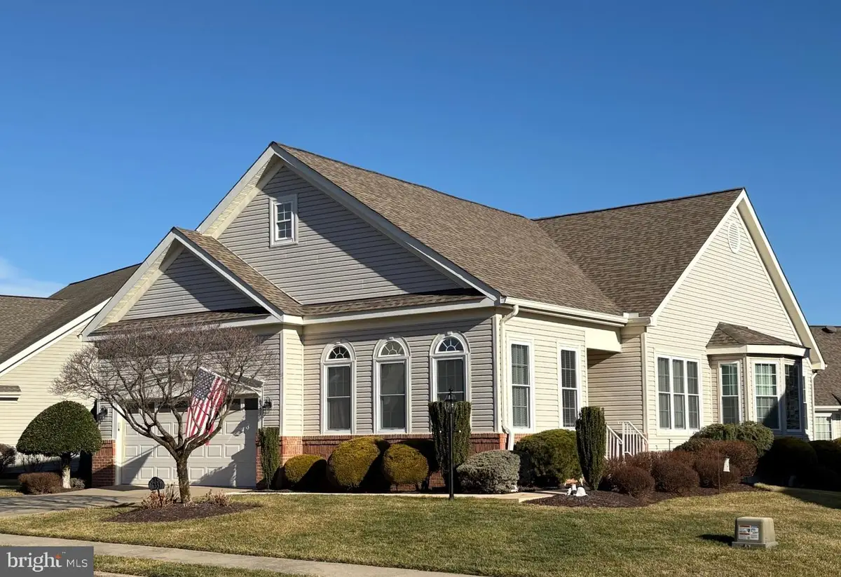 6331 Avington Pl, Gainesville, VA 20155 - Image #1