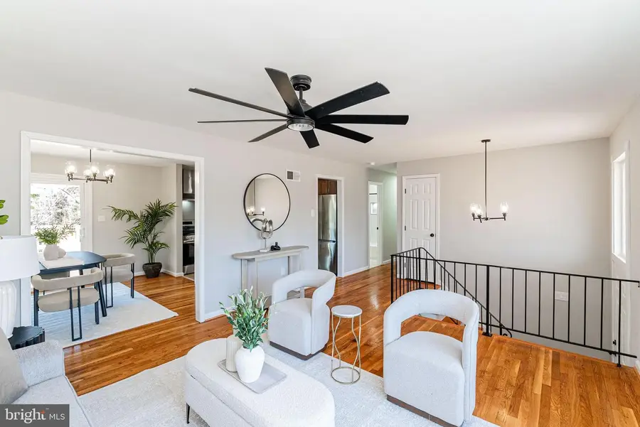 14612 Darbydale Ave, Woodbridge, VA 22193 - #3