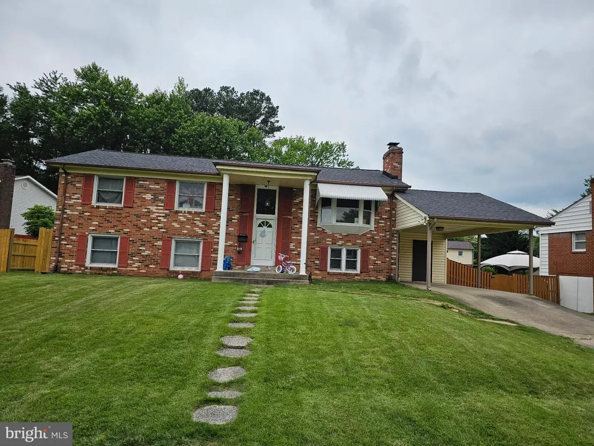 14656 Dexter Ct, Woodbridge, VA 22193 - Image #1