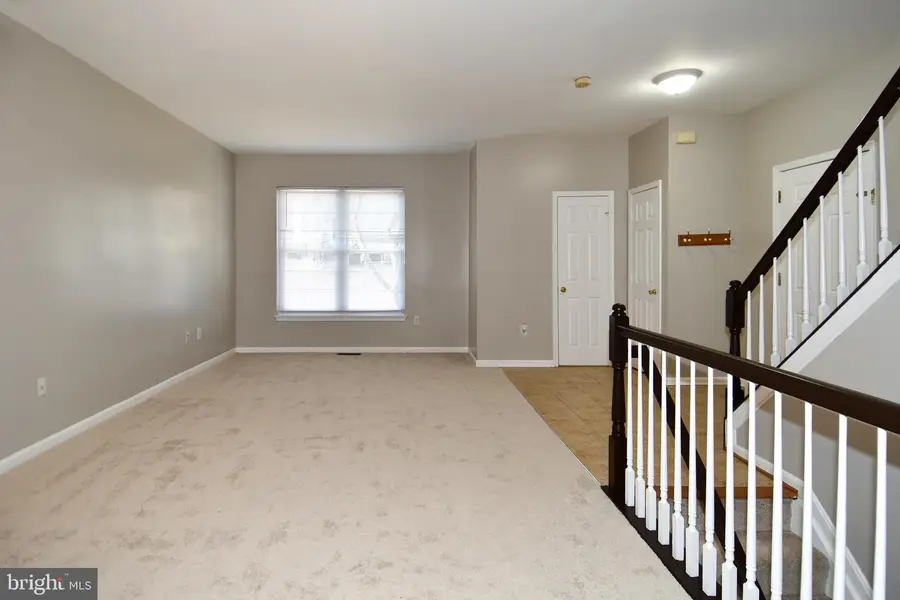 15719 Lansdale Pl, Dumfries, VA 22025 - Image #3