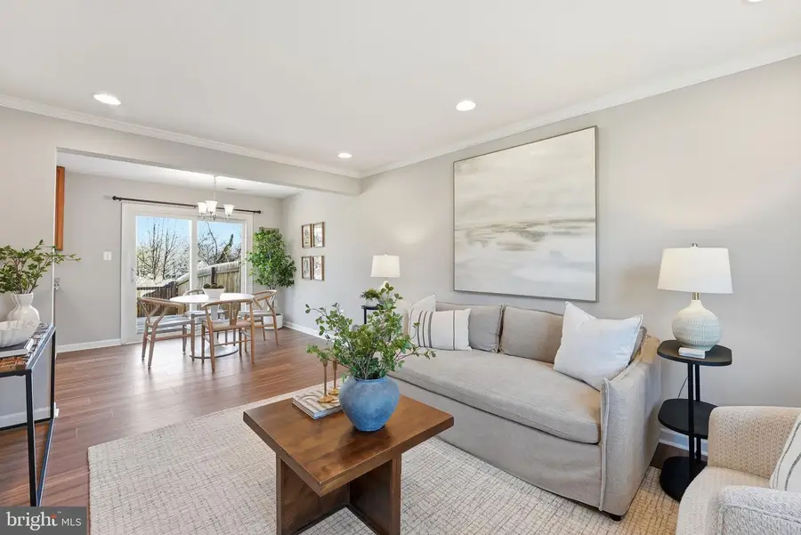 12301 Woodlawn Ct, Woodbridge, VA 22192 - Image #3