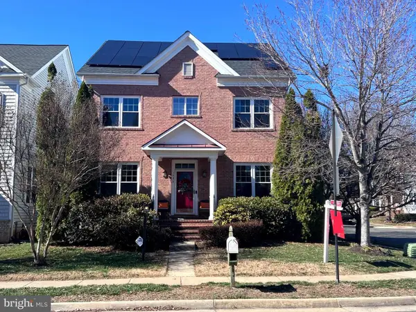 14272 Catbird Dr, GAINESVILLE, VA 20155