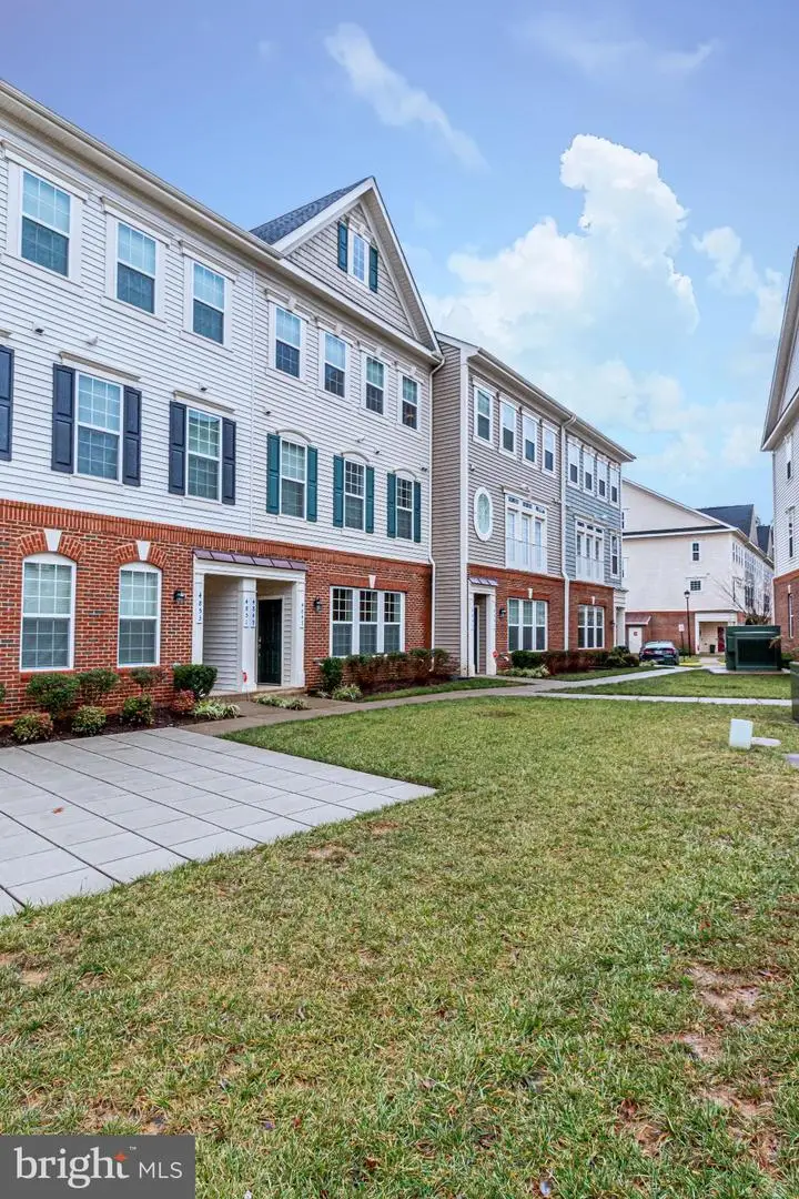 4847 Dane Ridge Cir #87, Woodbridge, VA 22193 - Image #2
