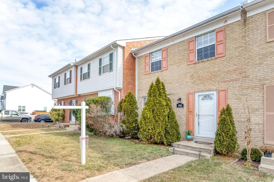 1856 Fort Pulaski Ct, Dumfries, VA 22026 - Image #3