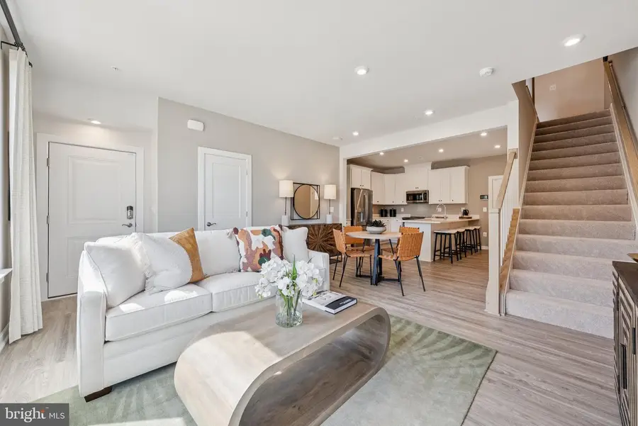 14110 Slate St, Woodbridge, VA 22193 - Image #2