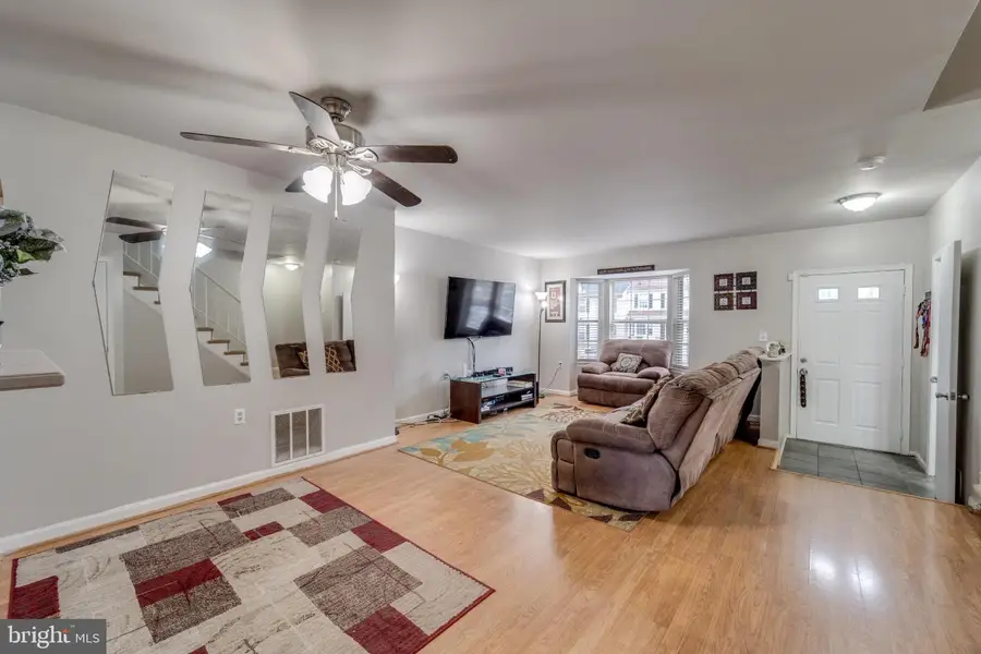 14072 Oxbridge Inn Ct, Woodbridge, VA 22193 - Image #3