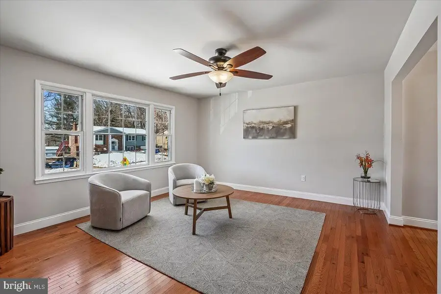 13509 Delaney Rd, Woodbridge, VA 22193 - #2