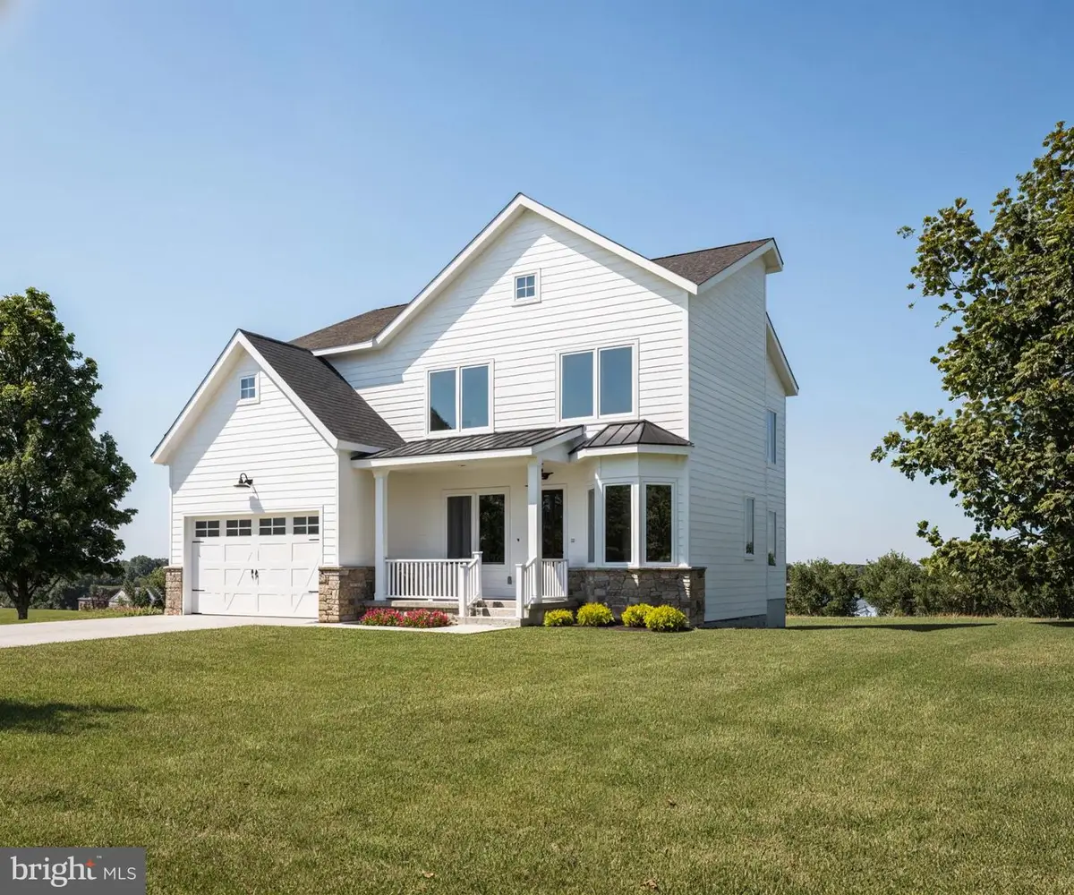 17991 Old Triangle Rd, Triangle, VA 22172 - Image #1