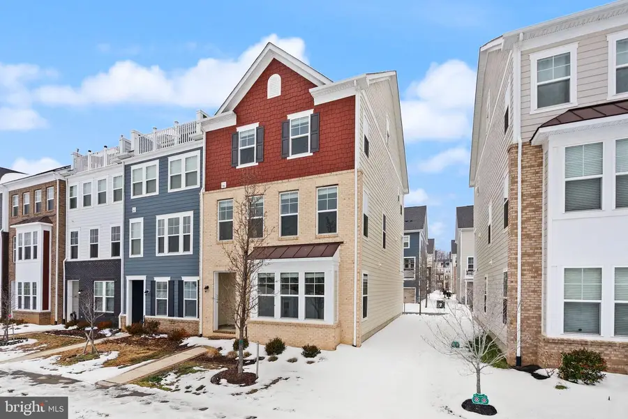 17762 Kingfisher Isle Rd, Dumfries, VA 22026 - Image #3