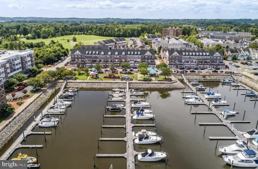 525 Belmont Bay Dr #303, Woodbridge, VA 22191 - Image #2