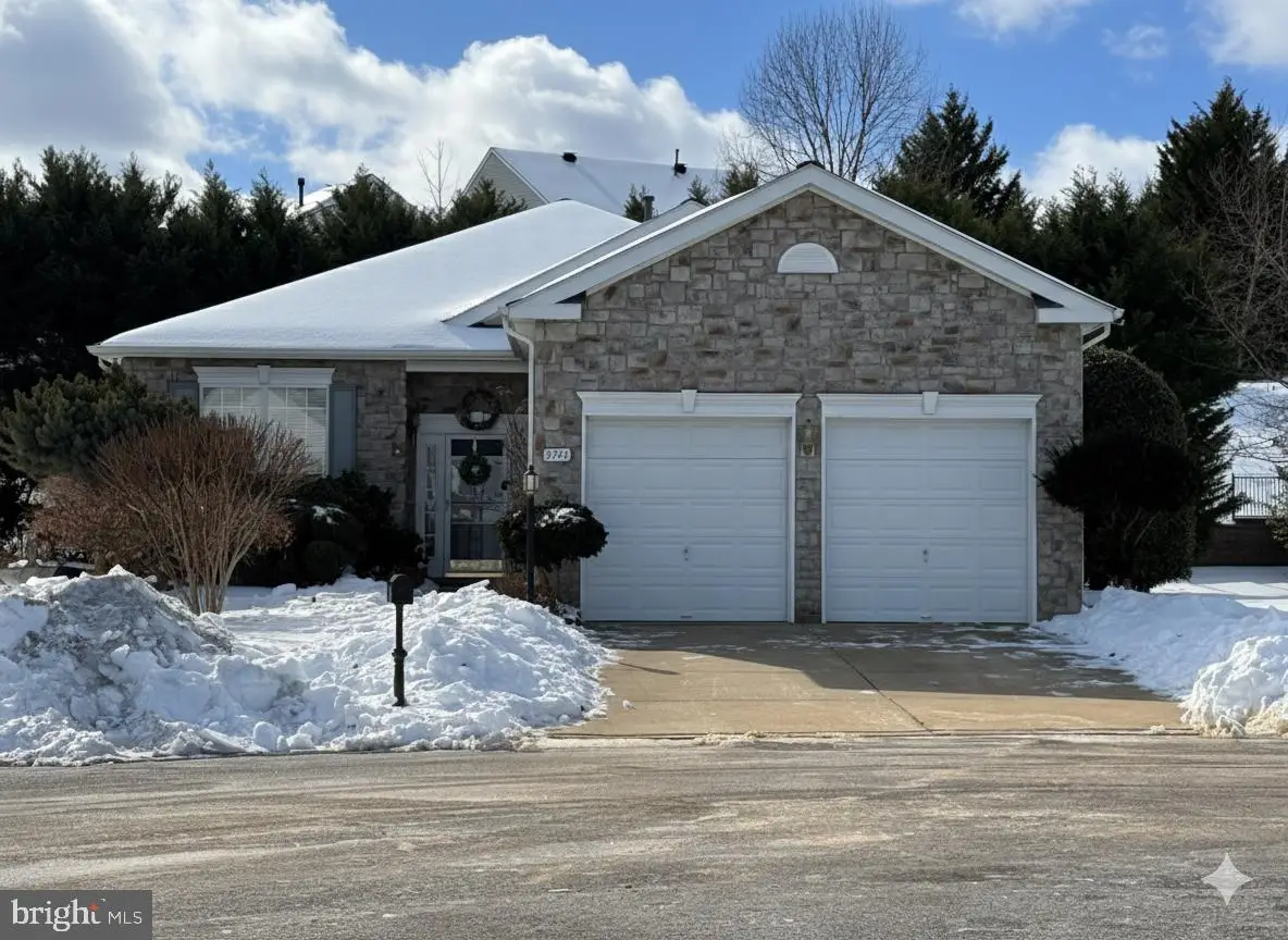 3741 Russett Maple Ct, Dumfries, VA 22025 - Image #1