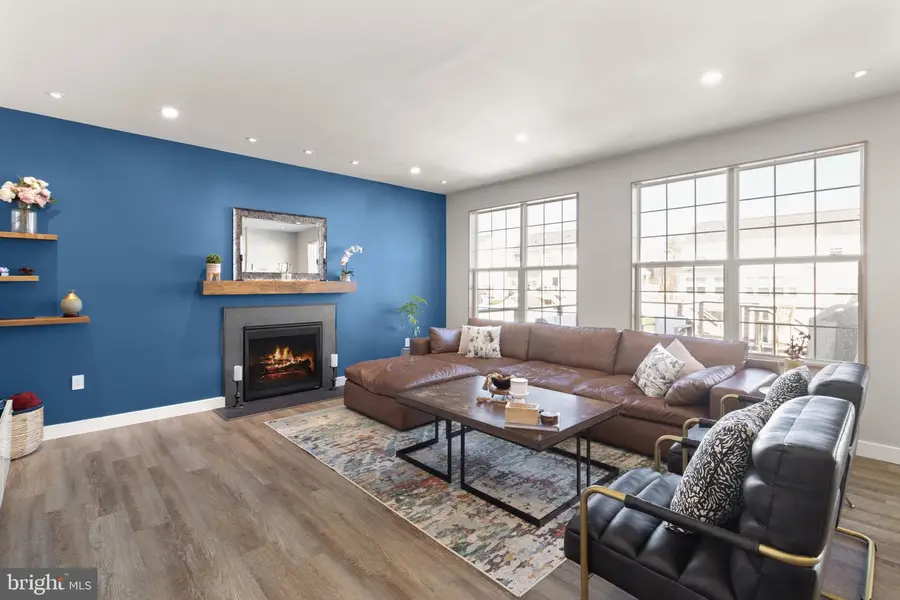 15911 Aerial View Rd, Woodbridge, VA 22193 - #3