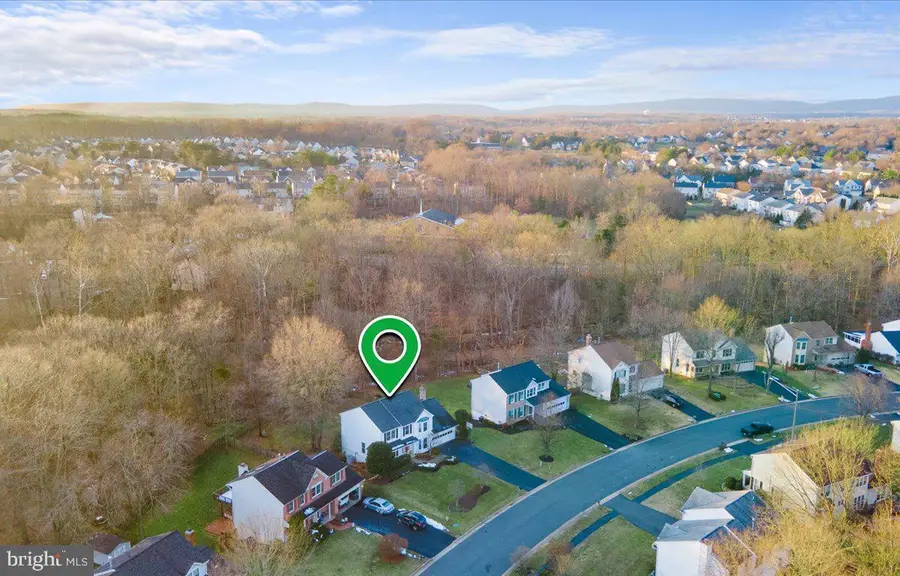 8144 Tall Timber Dr, Gainesville, VA 20155 - Image #2