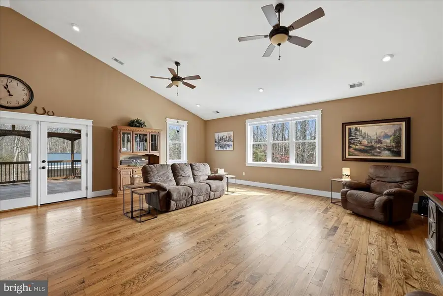 14660 Fitzwater Dr, Nokesville, VA 20181 - #3