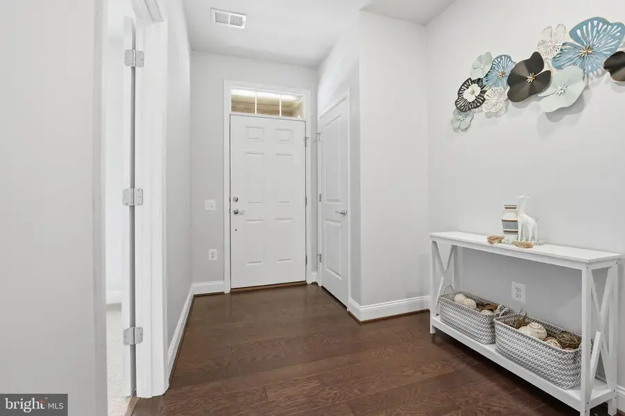 17354 Redshank Rd, Dumfries, VA 22026 - #2