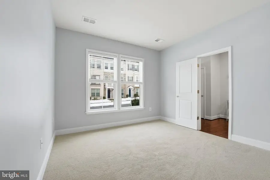 17354 Redshank Rd, Dumfries, VA 22026 - #3