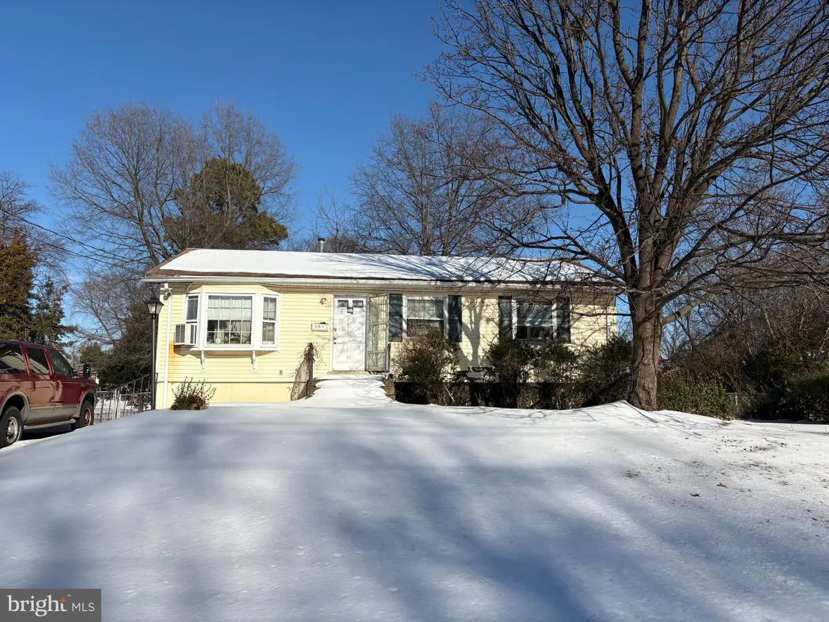 15021 Alabama Ave, Woodbridge, VA 22191 - #1