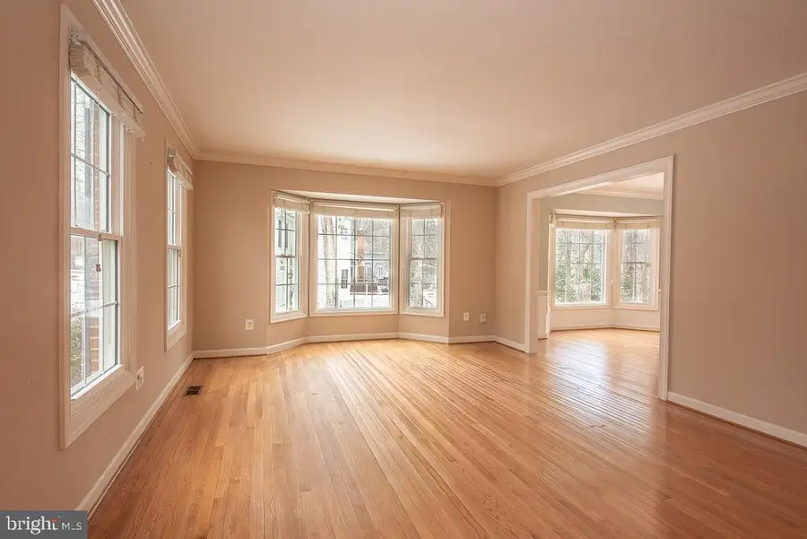 7216 Token Valley Rd, Manassas, VA 20112 - #3