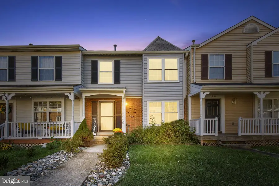 5429 Quest Ct, Woodbridge, VA 22193 - #2