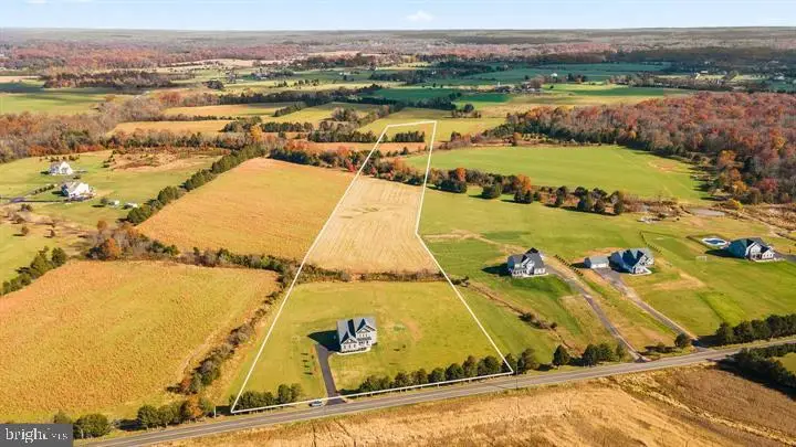 13419 Fleetwood Dr, Nokesville, VA 20181 - #2