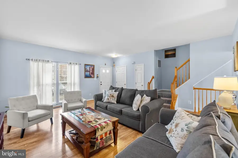 2576 Grayton Ln, Woodbridge, VA 22191 - #3