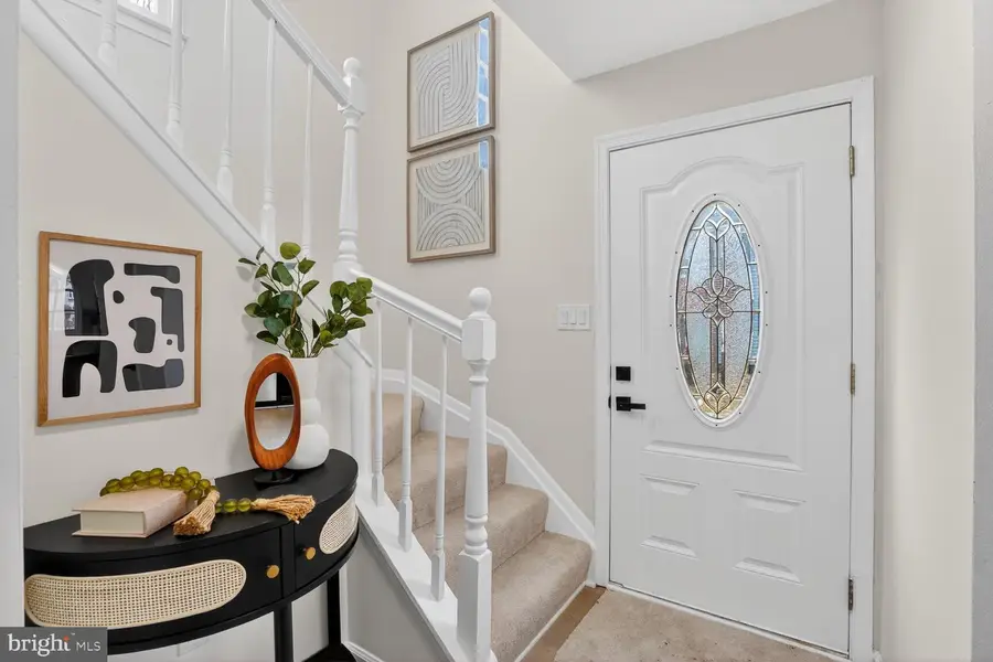 12322 Woodlawn Ct, Woodbridge, VA 22192 - #2