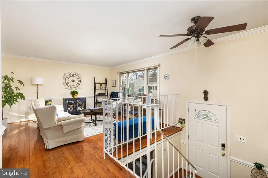 2912 Woodburn Ct, Woodbridge, VA 22192 - #3