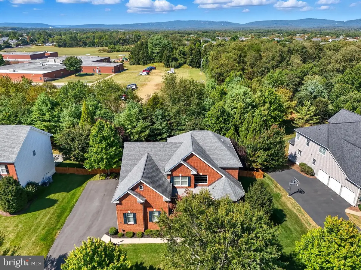 14455 Yellow Tavern Ct, Haymarket, VA 20169 - #1