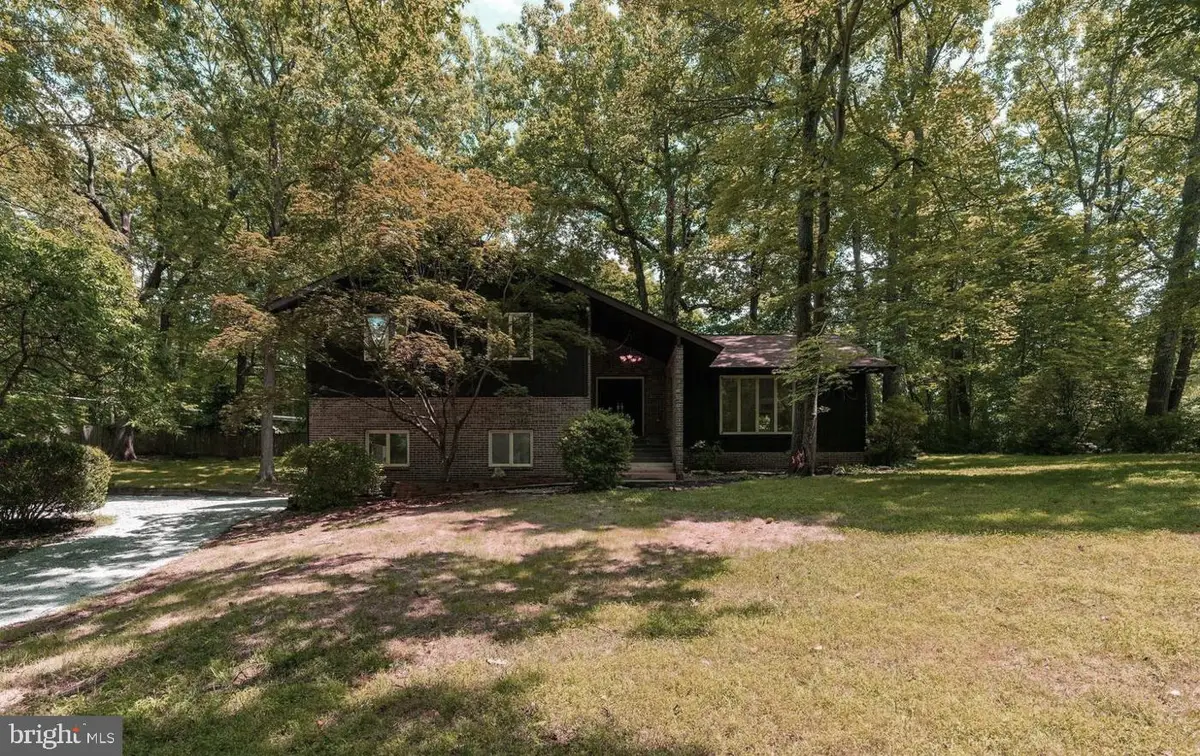 5306 Davis Ford Rd, Woodbridge, VA 22192 - #1