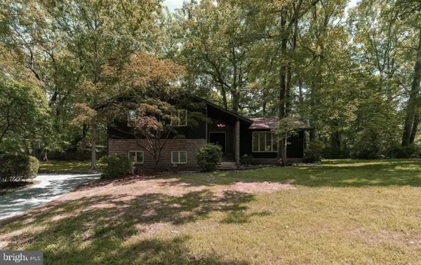 5306 Davis Ford Rd, WOODBRIDGE, VA 22192