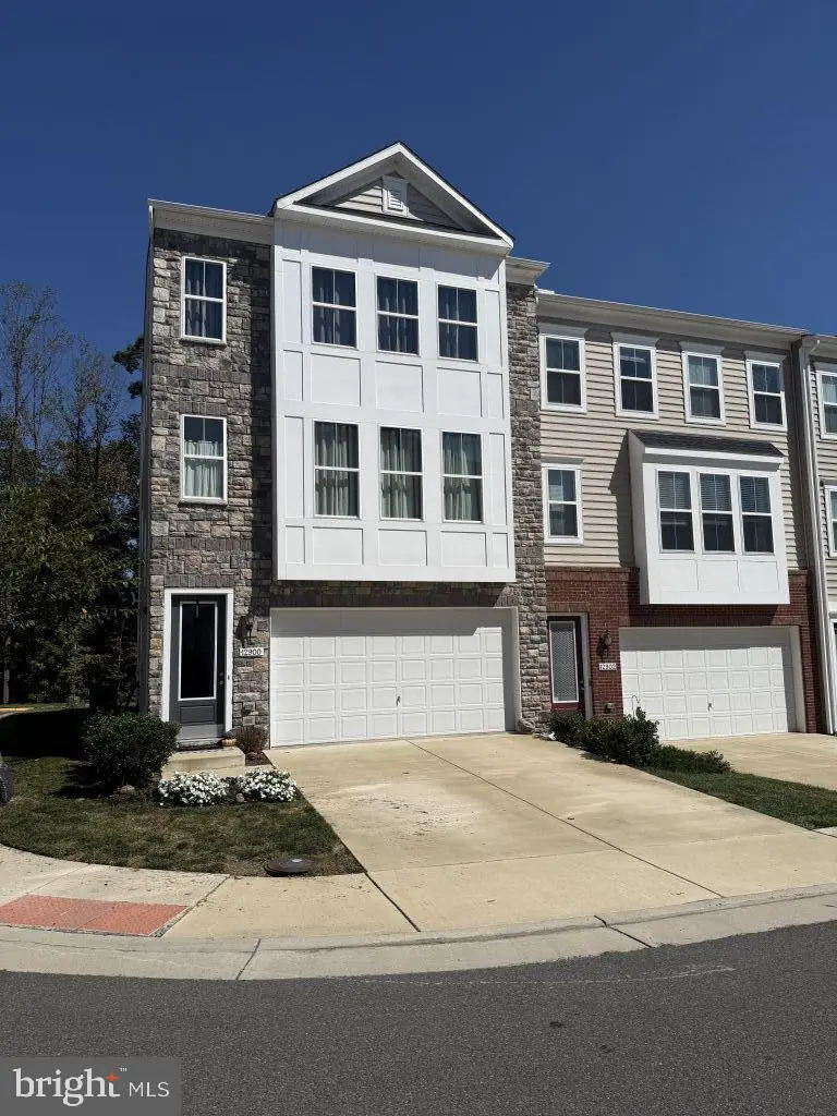 12900 Blue Sky Pl, Woodbridge, VA 22192 - #2