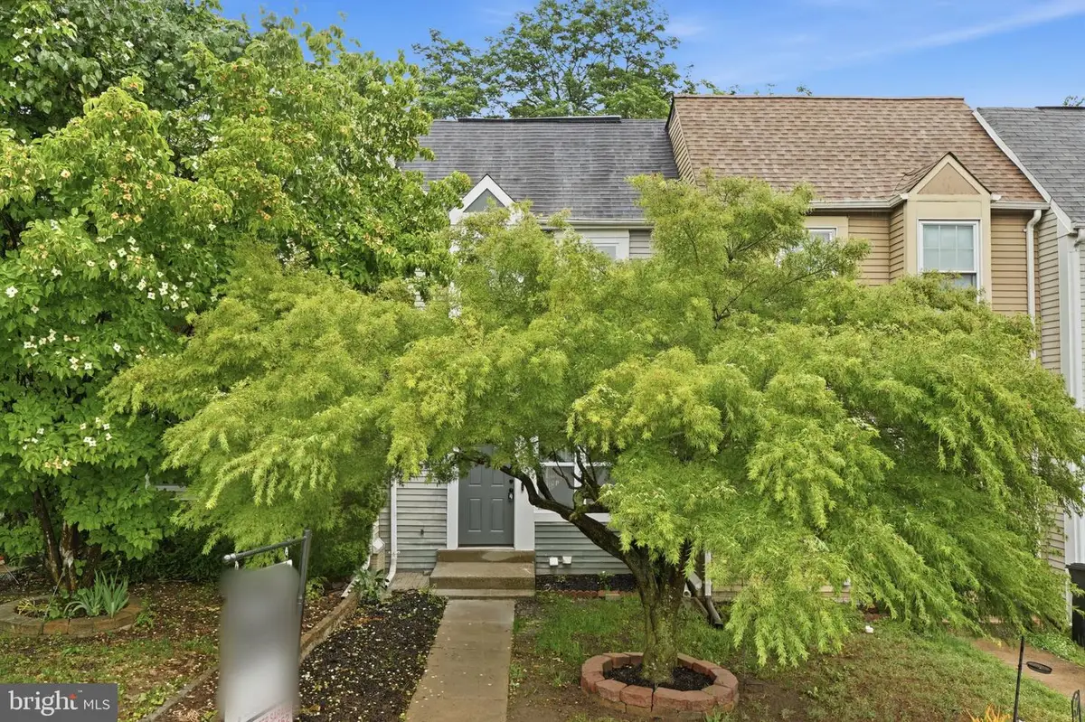 15387 Gatehouse Ter, Woodbridge, VA 22191 - #1