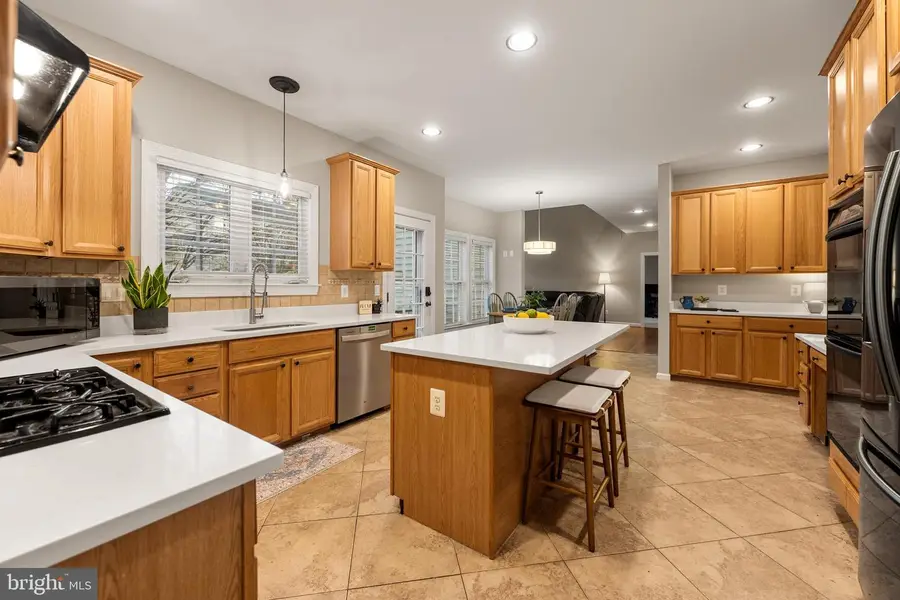 7224 Winnipeg Ct, Gainesville, VA 20155 - #3