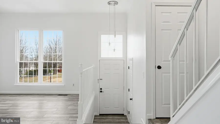 16800 Miranda Ln, Woodbridge, VA 22191 - #3