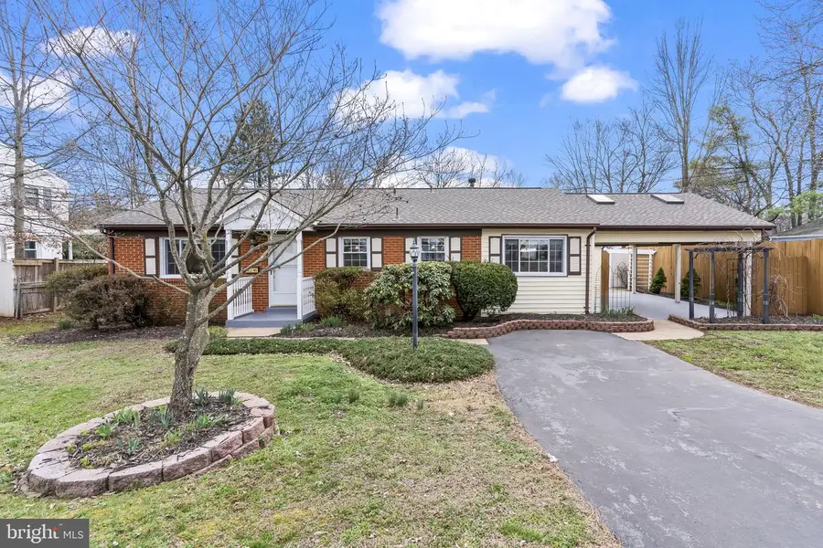 9649 Norfolk St, Manassas, VA 20109 - #2