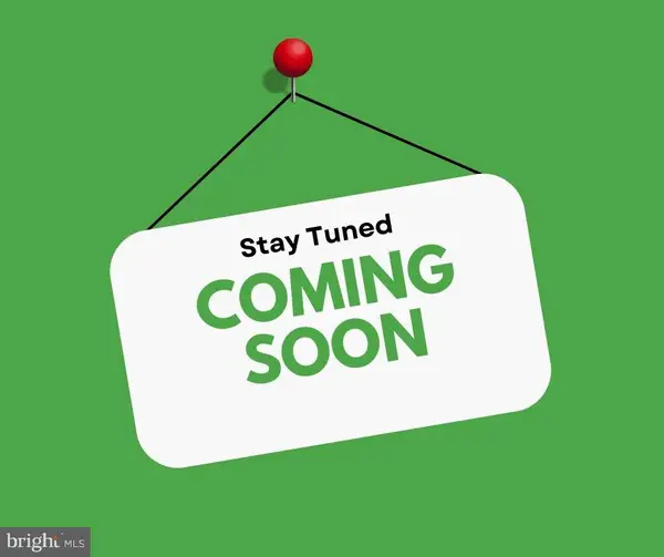 8280 Clay Ln, MANASSAS, VA 20110