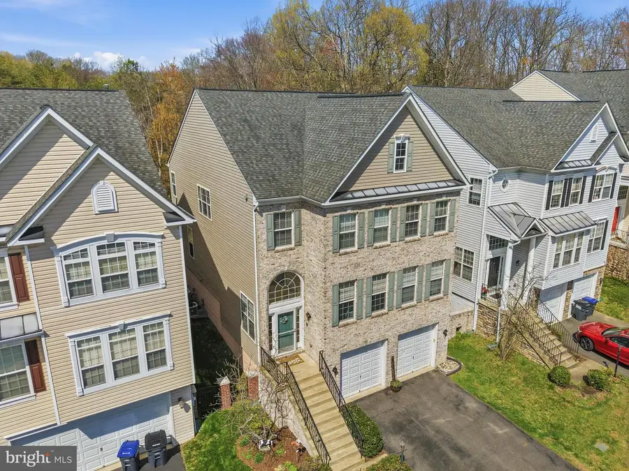 3117 Eagle Ridge Dr, Woodbridge, VA 22191 - #3