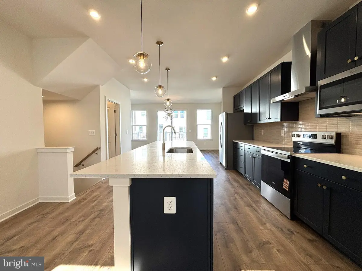 17968 Alicia Ave, Dumfries, VA 22026 - #1