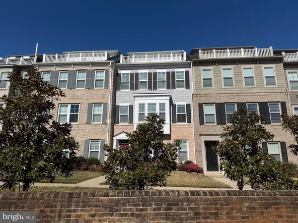 1857 Shadding Bay Ln, DUMFRIES, VA 22026